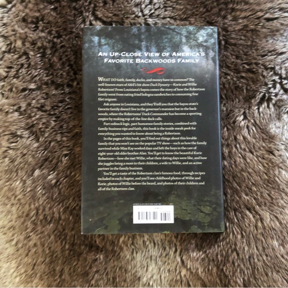 Duck Commander Family History in hardcover. Very interesting family & story - Picture 2 of 7